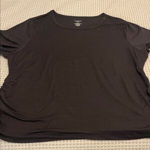 torrid Active Black Short Sleeve Scoop Neck Tee. Never worn NWOT size 4X